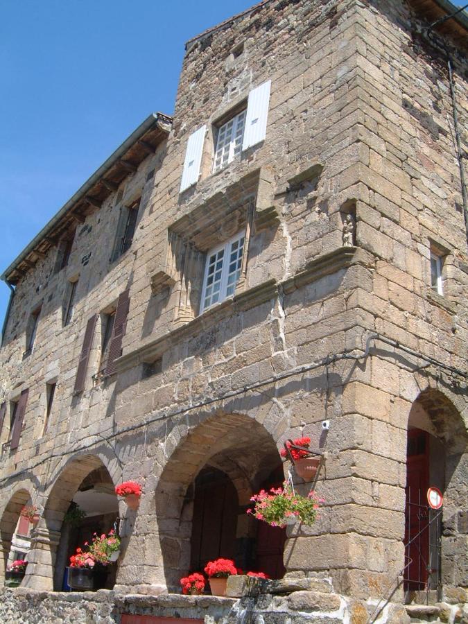 Hotel Le Ponant Pradelles Exterior foto